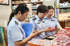 童珊文/图）此次查抄聚焦节日消费热点